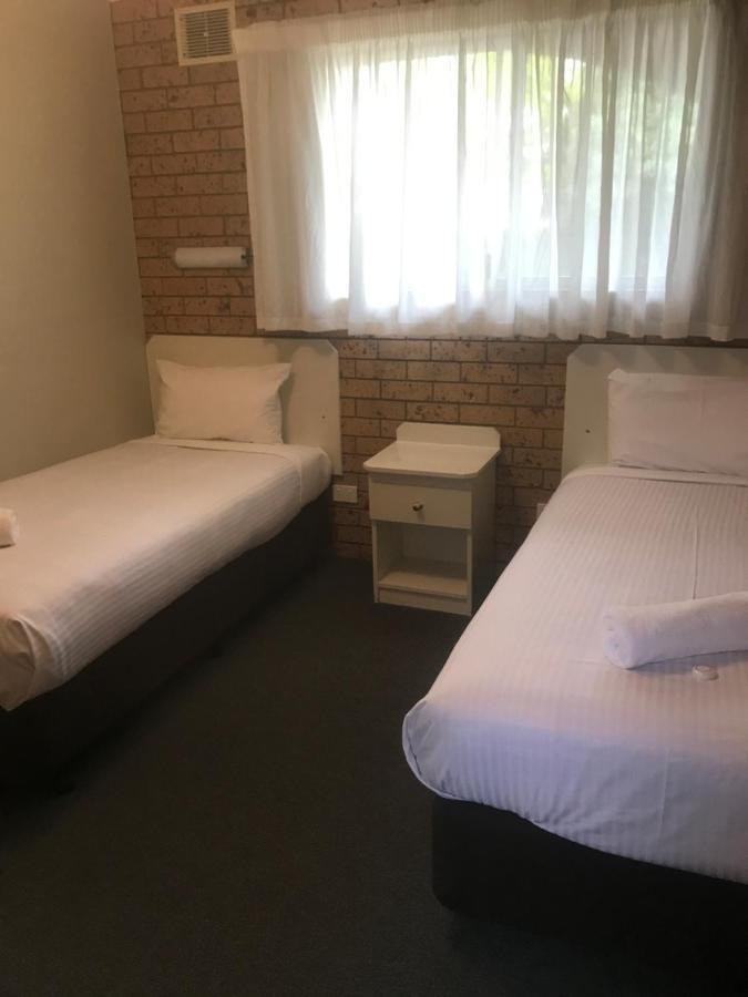 Colac Mid City Motor Inn Экстерьер фото