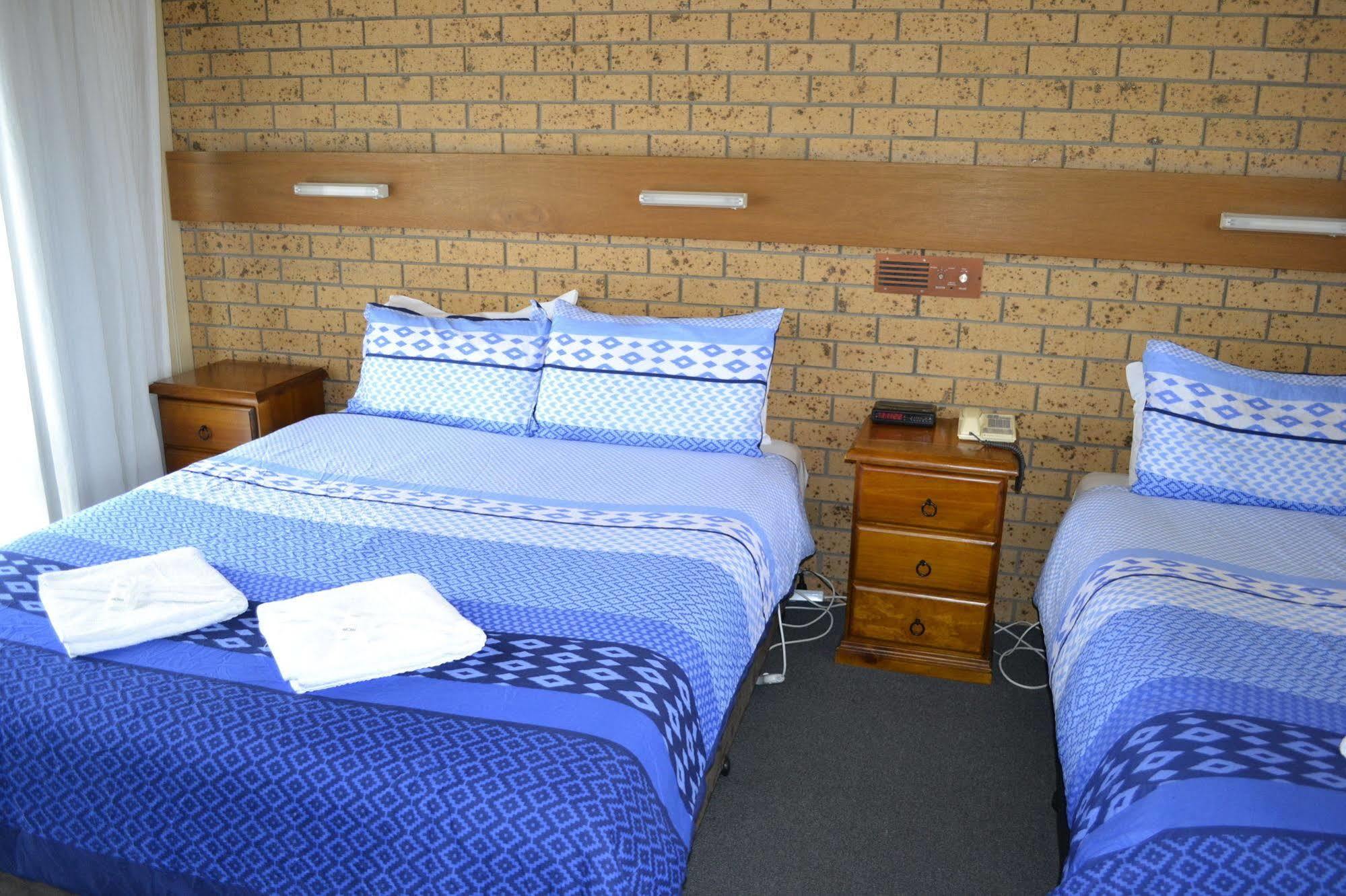 Colac Mid City Motor Inn Экстерьер фото