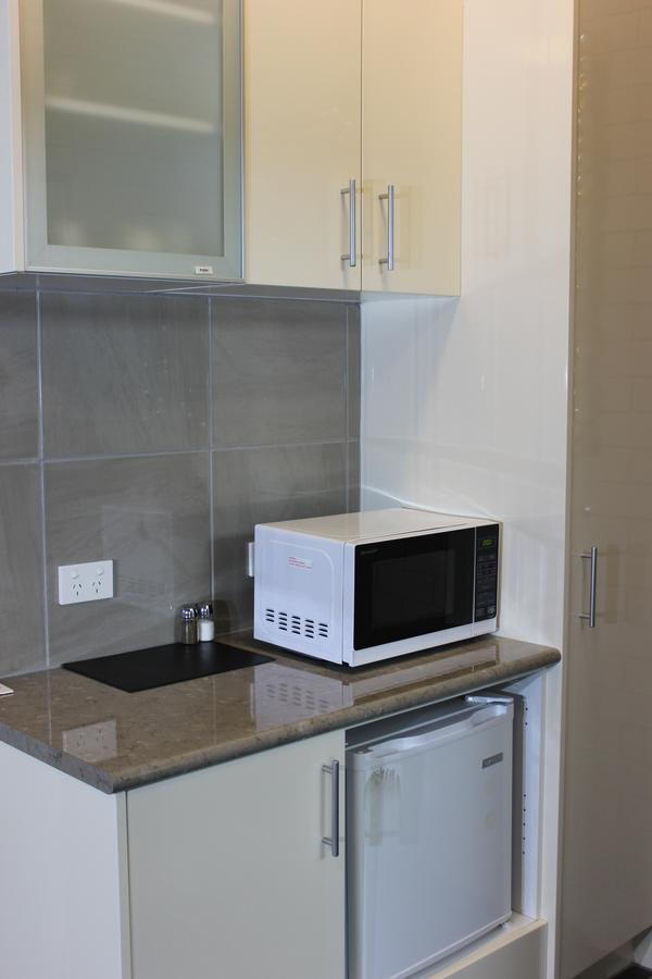 Colac Mid City Motor Inn Экстерьер фото